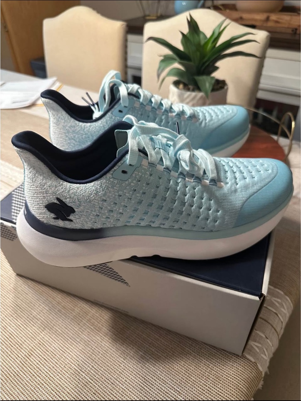 Rabbit Dream Chaser Men’s 9.5 Brand New